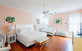 King Suite At Curry Mansion With Heated Pool!